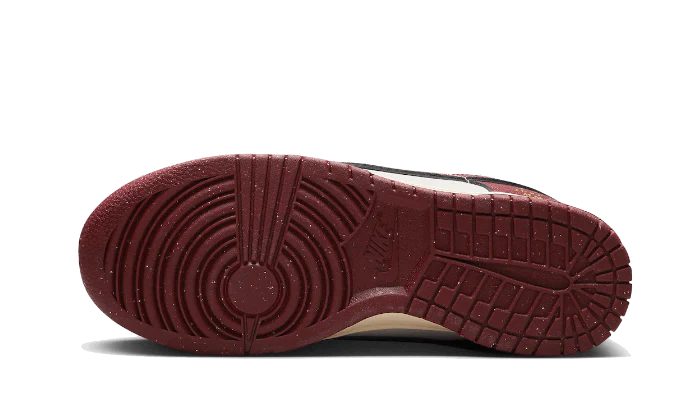 Nike Dunk Low SE Just Do It Sail Team Red (W)