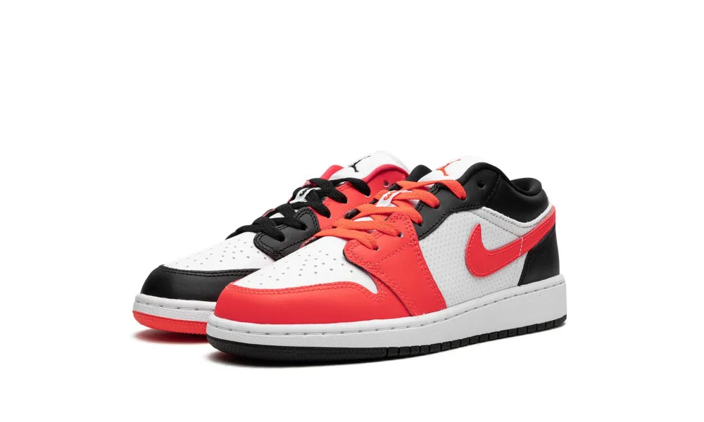 Jordan 1 Low SE Mismatched Infrared (GS)