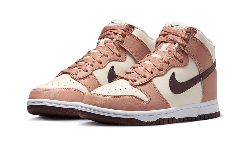 Nike Dunk High Dusted Clay (W)