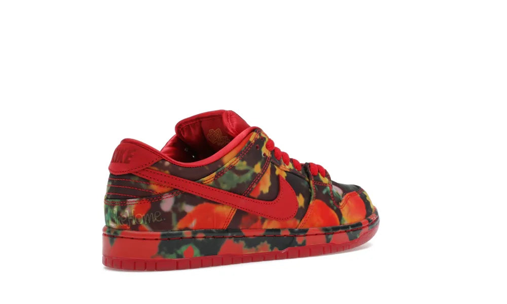 Nike SB Dunk Low The Wizard of Oz Poppy Field