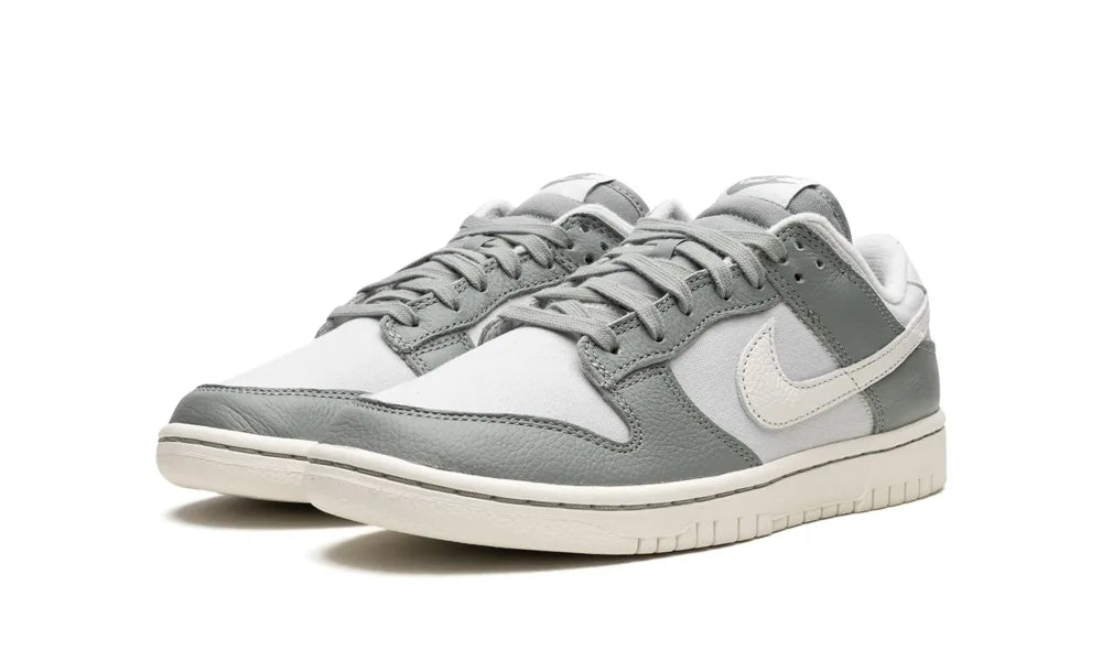 Nike Dunk Low Mica Green