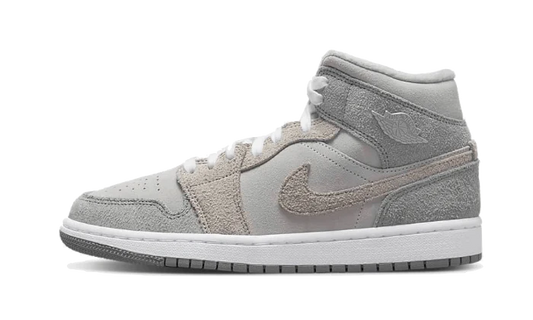 Jordan 1 Mid SE Particle Grey (W)